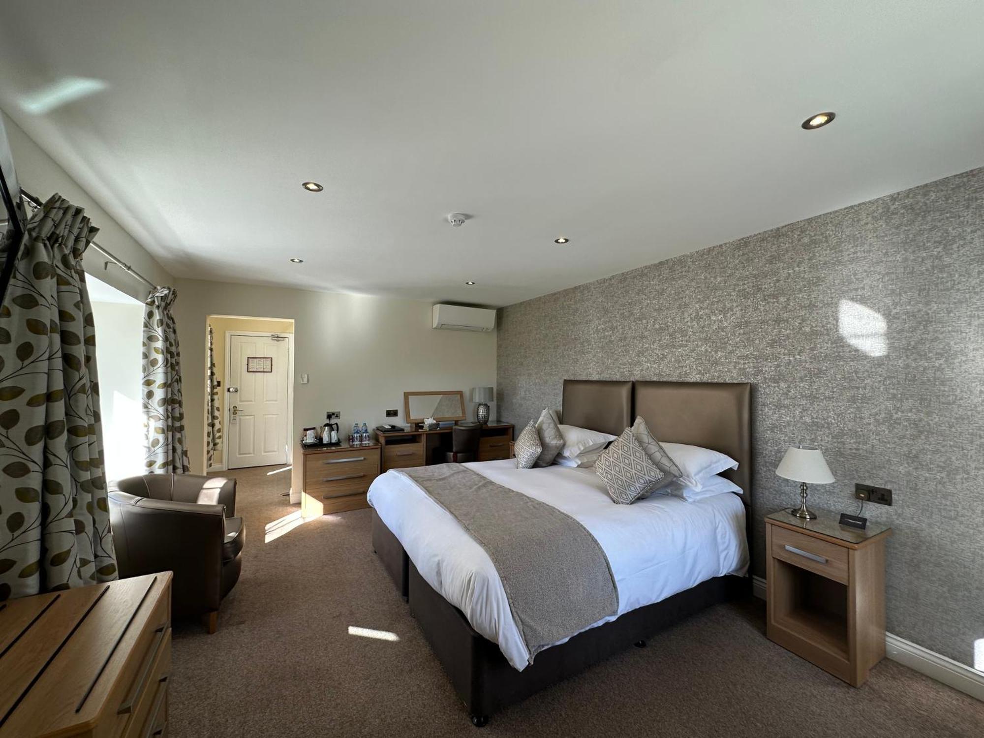 Le Friquet Hotel Castel Buitenkant foto
