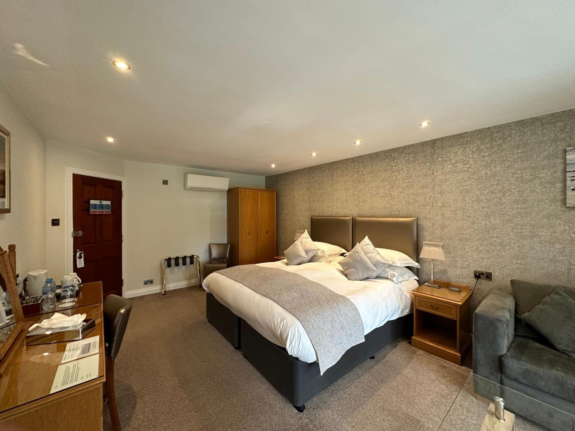Le Friquet Hotel Castel Buitenkant foto
