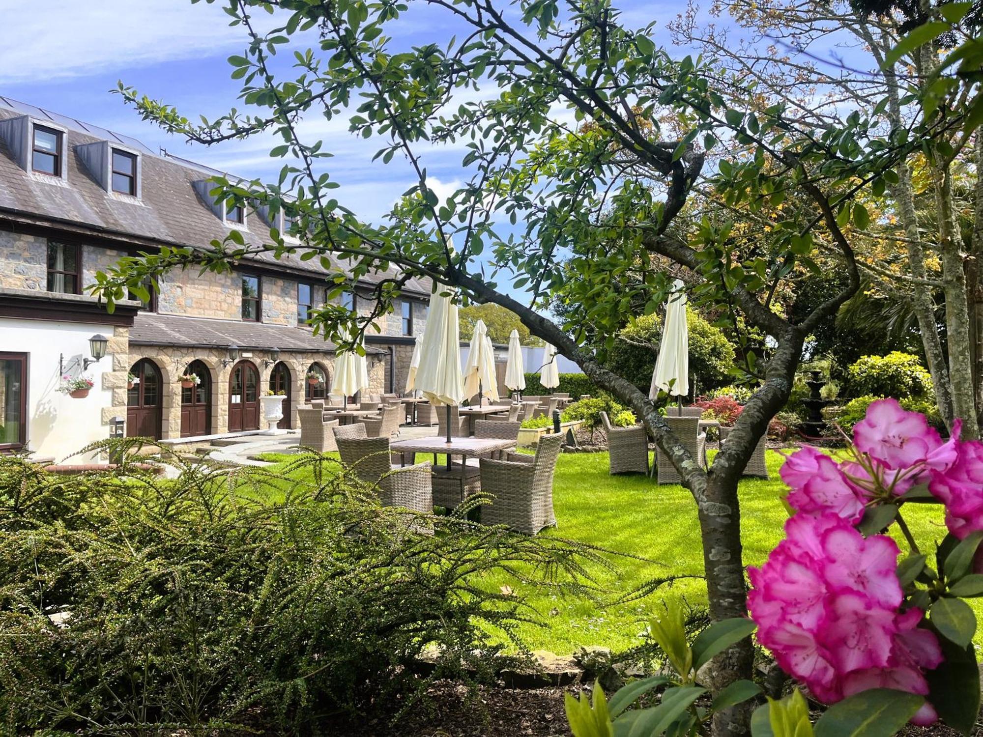 Le Friquet Hotel Castel Buitenkant foto