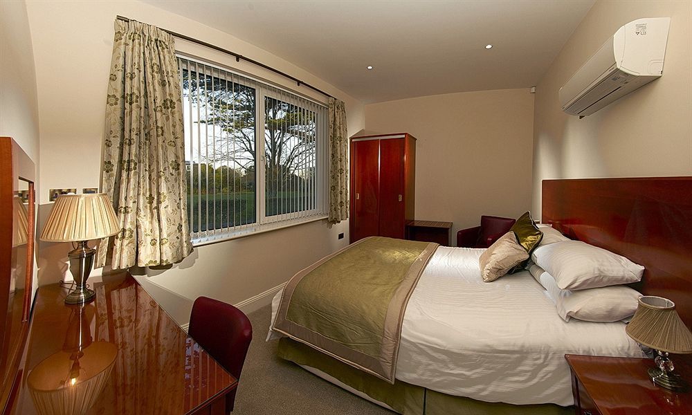 Le Friquet Hotel Castel Buitenkant foto